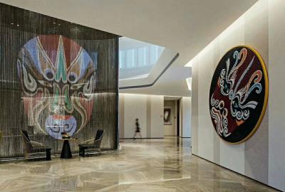 China Custom Curtain Pattern Chain Fly Screen for Superior Insect Control for sale