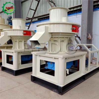China 1-2T Ring Die Wood Sawdust Biomass Pellet Making Machine With CE for sale