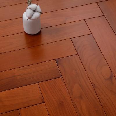 China Durable Oak Timber Engineered Flooring Scratch Resistant Underfloor Heating Compatible for sale