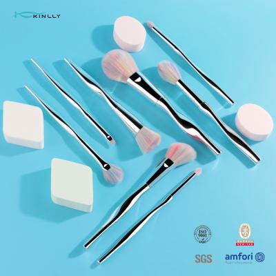 China ABS Plastic Handle Complete Makeup Brush Set 8PCS For Foundation Powder Eyeshadow Lipstick for sale