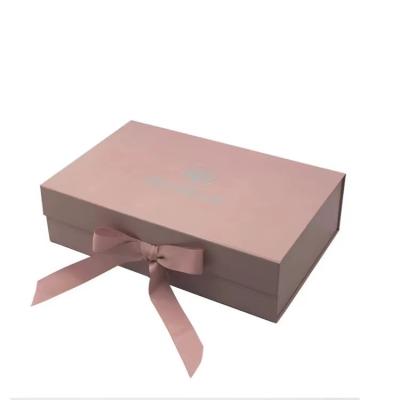 China Pink Handmade Magnetic Closure Gift Box , Flip Top Magnetic Box Gift Luxury for sale