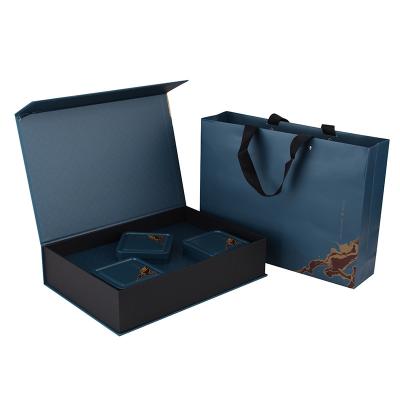 China Blue Art Paper Paperboard Gift Boxes With Magnetic  For cosmetic Gift Packaging for sale