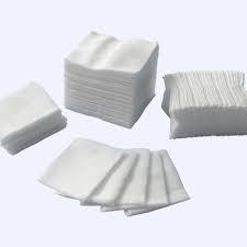 China Gauze Pads estéril não tecido não estéril 4x4 12 dobras médicas à venda