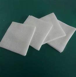 Chine 4 plis éponges non tissées stériles de Gauze Sponge 4x4 de 8 plis à vendre