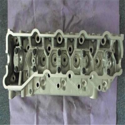 China Fit For Mitsubishi Pajero 4M40 Engine Cylinder Head ME202620 / ME202621 for sale