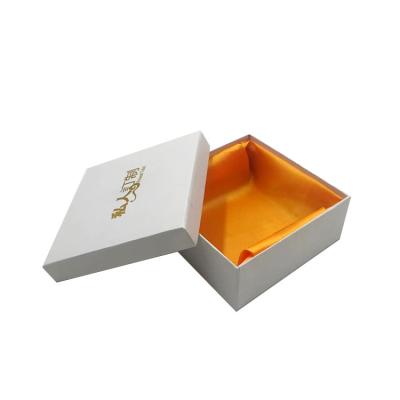 China Custom Cardboard Cosmetic Box Packaging Lid And Base Box for sale