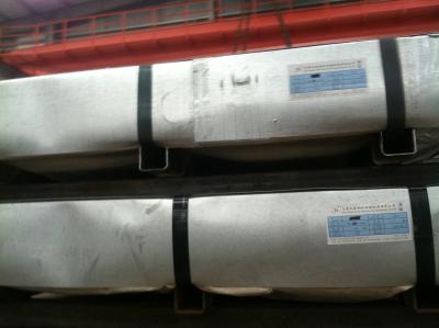 China Cubrir el acero galvanizado arrolla el grueso de 3m m en venta