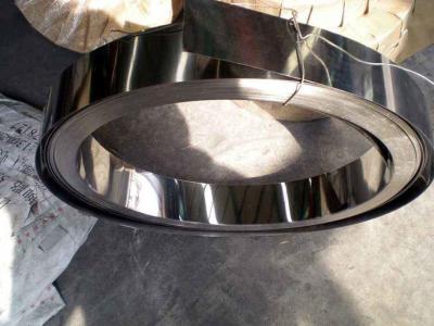 Chine Le haut miroir des bobines 301 d'acier inoxydable de rendement a fini des bobines d'étroit de bande d'acier inoxydable à vendre