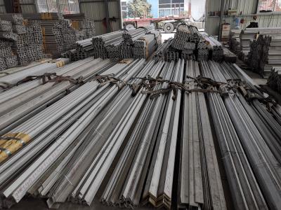 China a canaleta em U de aço inoxidável Ss316l de 150x75x6mm recozeu e conservou o revestimento à venda