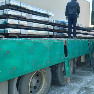 China Heißes Bad JIS SPCD galvanisierte Stahlstreifen-Verzinkung Z275 GI Blatt-Spule zu verkaufen