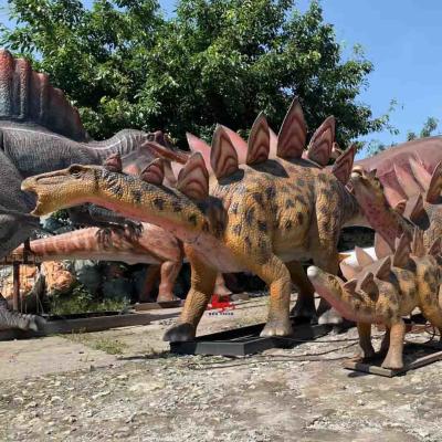 China Estátuas de dinossauros em tamanho real à prova d'água ao ar livre para parque de trampolim à venda