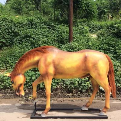 China Estatua de vaca de fibra de vidrio Esculturas de animales de fibra de vidrio de tamaño natural en venta