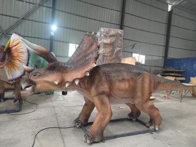 中国 Jurassic Park Animatronic Triceratops Model 5m 販売のため