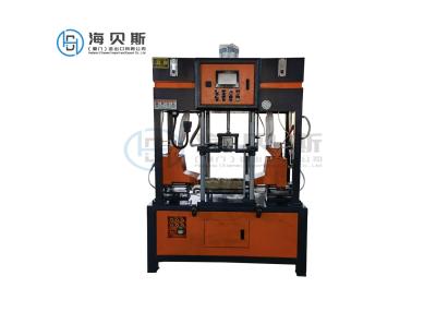 中国 パイプフィッティング鋳造のための精密砂コア射撃機械PLC制御 販売のため