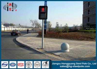China Polos ligeros de acero del tráfico de acero caliente del rollo, poste del semáforo para el paso de peatones en venta