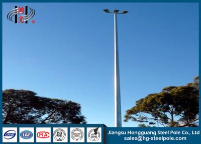 中国 競技場のための持ち上がるシステムとの高さ20-30M LEDの高いマストの鋼鉄街灯柱 販売のため