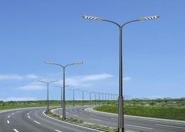 China Hoogte 8M Electrical Galvanized Street-Verlichting Pool met LEIDENE Lamp voor Openluchtverlichting Te koop
