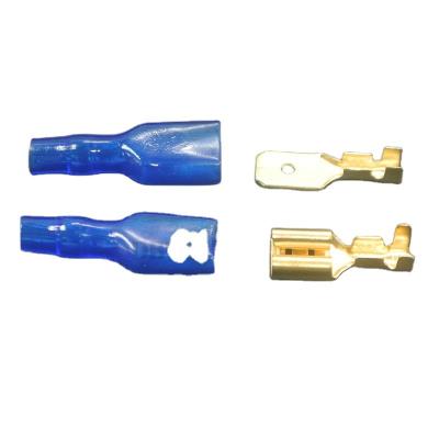 China Crimp Male And Female Spade Connectors 6.3mm With Red Blue Insulating Sleeves for sale
