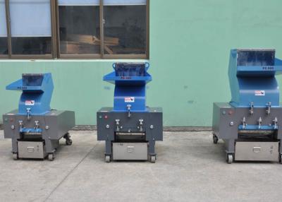 China 560r/Min Plastic Crusher Machine Fragmentation Power15kw 450-800kg/H Strong Structure for sale