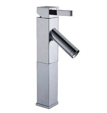 China Deck Mounted Brass Basin Mixer for Toilet , Chrome Polished Basin Faucet Single Hole for sale