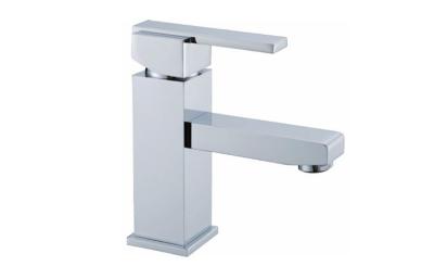 China Single Hole Bathroom Sink Faucet , Square Deck Mounted Faucet for Bath Tub for sale