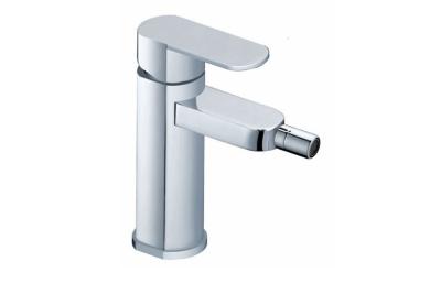 China Ceramic Single Hole Bathroom Sink Faucet , Single Handle Brass Bidet Taps for sale