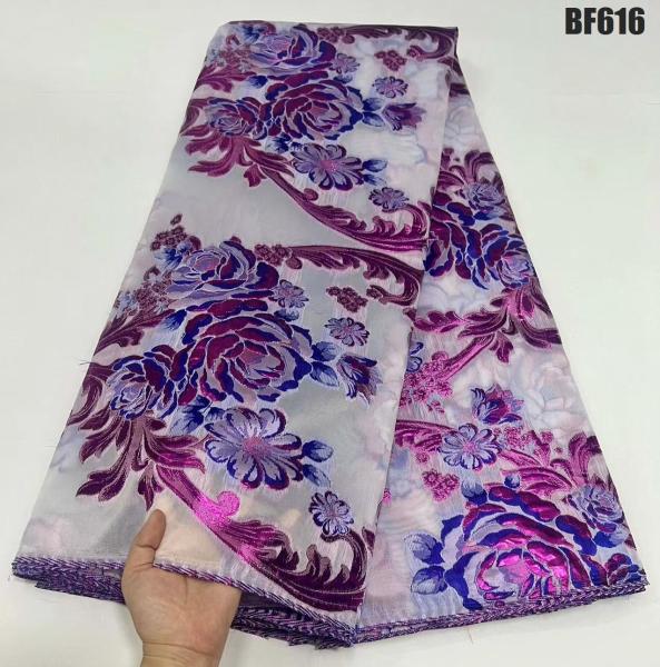 Quality Supoo Home Textile Yarn Dyed Polyester Metallic Jacquard Brocade Party Cloth for sale