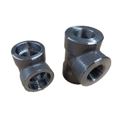 China casting  ss pipefittings Forged fittings screw thread Equal tee Sand blasting for sale