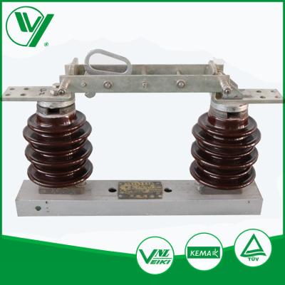 China 12KV Medium Voltage Vertical Break Disconnect Switch Isolator for sale