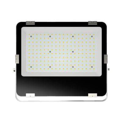 China Corrosion Proof Outdoor 150W LED Floodlights SMD 3030 19500lm for sale