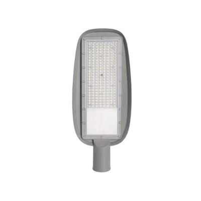 China AC100V 240V Outdoor LED Street Lights SMD2835 Super Bright Thickened Aluminum for sale
