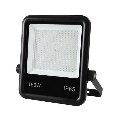 China 150W Surface Mounted Outdoor LED Floodlights 22500 Lumens High Efficiency Ip65 Protection for sale