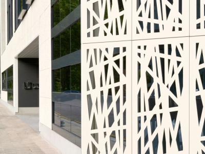 China Dibond Solid Aluminium Curtain Wall Grid Corrugated Decoration for sale