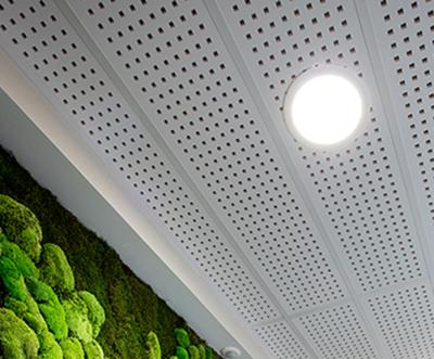 China Metalen 3D-aluminium plafondpaneel Baffle plaat Opgehangen rek Te koop
