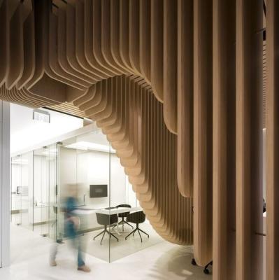 China Innenruimte aluminium hangplafondtegels massief hout gedrukte wandbedekkingstegels Te koop