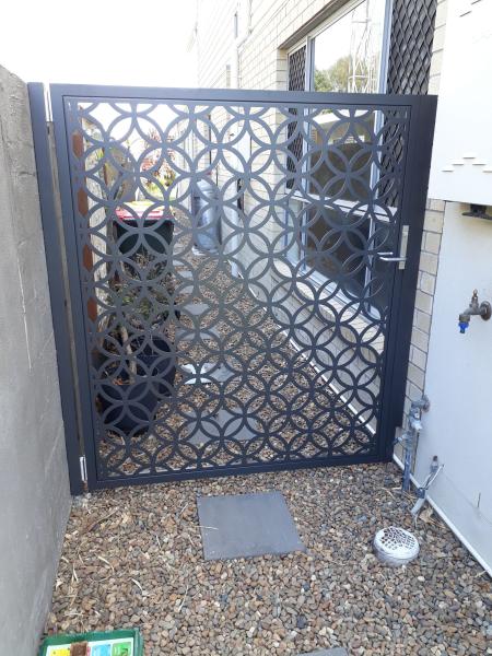 Quality Rectangular Aluminium Profile Gate Double Aluminum Exterior Door Lightweight for sale