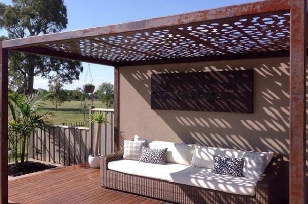 Quality OEM Residential Aluminum Fence Panels Fireproof Foldable Trellis Privacy Fence for sale