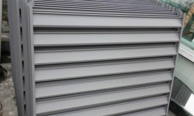 China Outdoor Aluminium Ventilation Louvers Vertical Aluminum Louvered Roof for sale