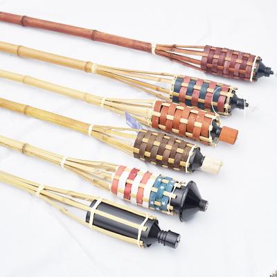 China Bote de bambú del aceite de Tiki Torches Refillable Replacement Metal de la decoración de Halloween en venta