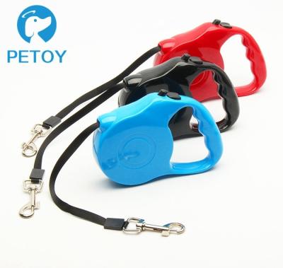 China Outdoor Walking Retractable Pet Leashes Chew Proof  Customized Color for sale