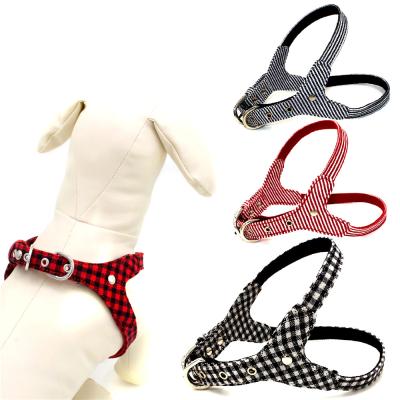 China Mesh Full Body Dog Harness No Pull Adjustable Outdoor Dog Vest Easy Control for sale