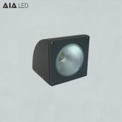 China Lámpara de pared llevada al aire libre LED de la pared de la prenda impermeable IP65 de la mazorca superficial de la luz 15W para la pared del hotel en venta
