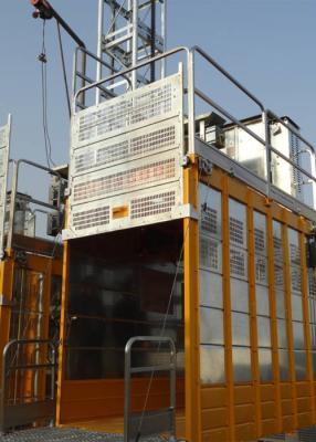 China Pinhão de 2 toneladas da cremalheira da grua do material de construção com controle de frequência variável à venda