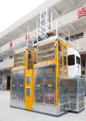 China Pasajero amarillo y velocidad de elevación material 0-60 M/Min del elevador del alzamiento/de estante y del piñón en venta