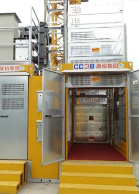 China Velocidad de elevación vertical 0-60 M/Min de la capacidad de carga útil de la elevación del hombre de la construcción del transporte 3000Kg en venta