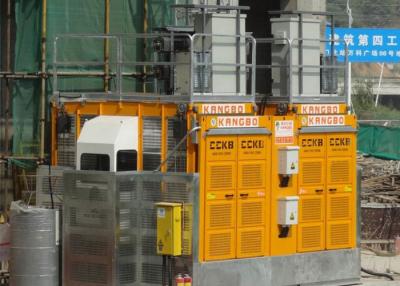 中国 SC200/200棚のピニオンの起重機の上昇60m/min 2のトンVFDの一時的な構造のエレベーター 販売のため