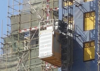 중국 가변 주파수 드라이브 2 톤 랙 피니언 건설 현장 엘리베이터 판매용