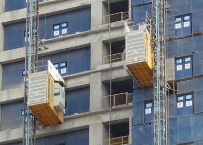 China Hombre los 400M materiales Construction Site Lift SC200 de estante y del piñón en venta