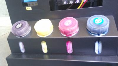 China Wasserbasierte Pigment-Tinte Digital für Epson-Schreibkopf-Sublimations-Tinten-Druck zu verkaufen