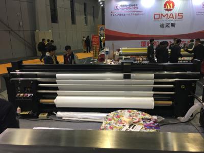 China Polyester Banner Flag Printing Machine Roll To Roll Type Directly Print for sale